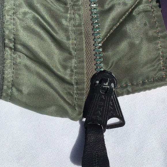 Alpha Industries MA-1 bombers jacket sized XXLG. - Picture 11 of 13